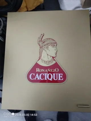 Caja Diana de dardos Cacique