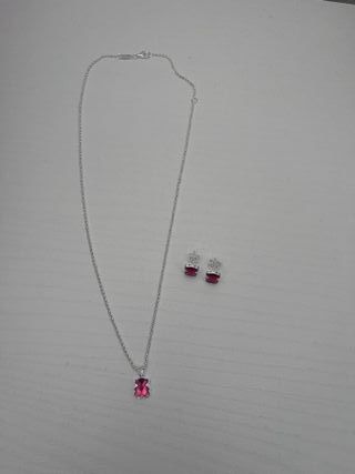 Conjunto colgante, pendientes y anillos Tous