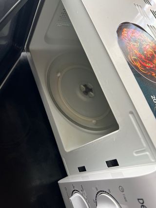 Microondas Denver 700W