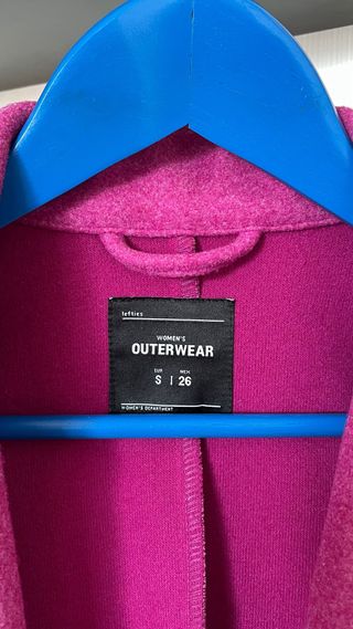 Abrigo paño fucsia Lefties