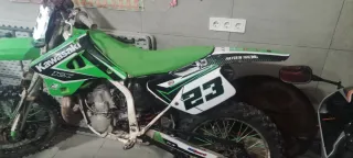 Kawasaki KX 250 Motocross Verde