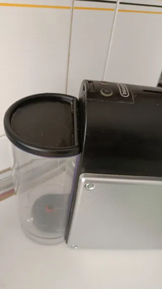 Cafetera Nespresso De'Longhi Pixie