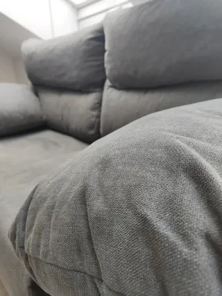Sofá gris