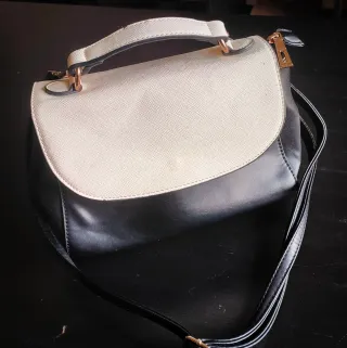 Bolso mano/bandolera bicolor negro y blanco