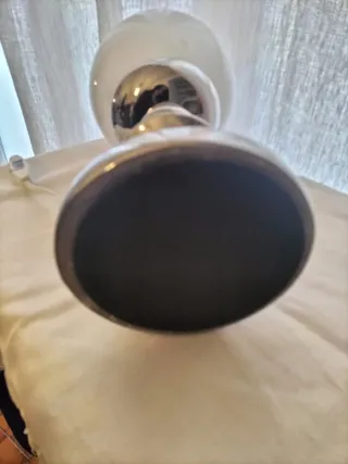 Lampada vintage vetro opalino e ceramica cromata