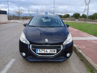 PEUGEOT 208 ALLURE 1.6e-HDI 5P–Muy Cuidado