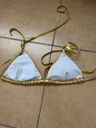Bikini Shein Dorado Talla L