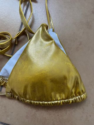 Bikini Shein Dorado Talla L
