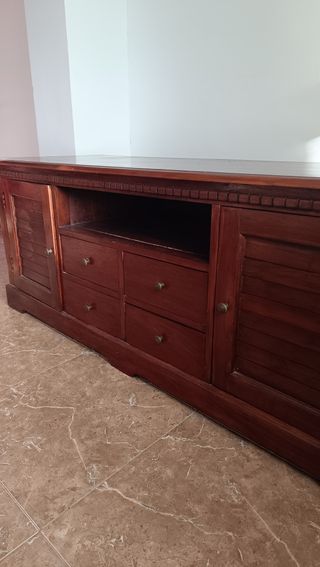 Mueble de salón de madera.Mueble TV, mesa y sillas