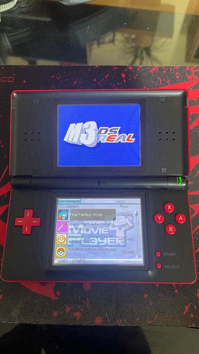 NINTENDO DS LITE ROJA + CARGADOR Y JUEGOS