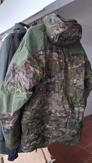 Chaqueta Frío Extremo Talla M Boscoso pixelado