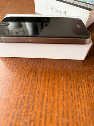 iPhone 4 original con caja – iCloud libre – para p