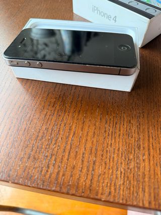 iPhone 4 original con caja – iCloud libre – para p