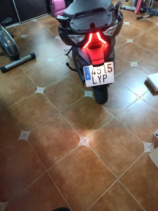 Ebro Estrada Scooter Negra electrica