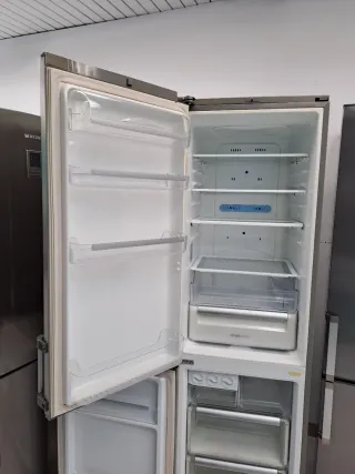 ◇Nevera Marca LG 2,M Combi◇