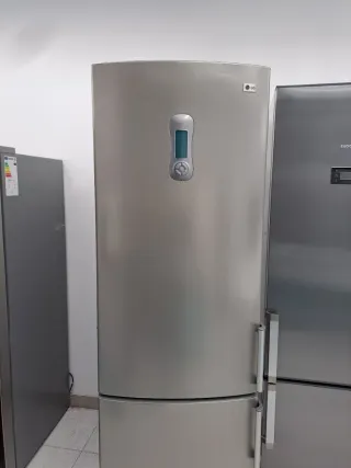 ◇Nevera Marca LG 2,M Combi◇
