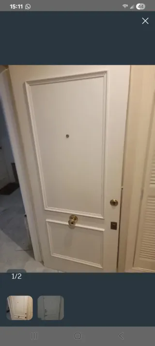 Puerta blindada interior izquierda