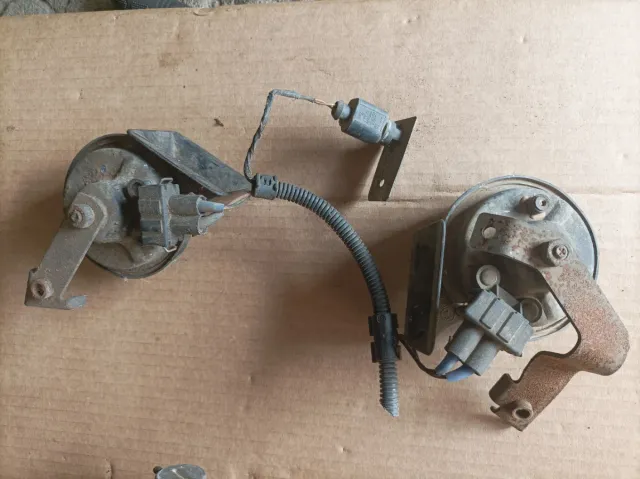 2 Buzinas Hella vw golf 4