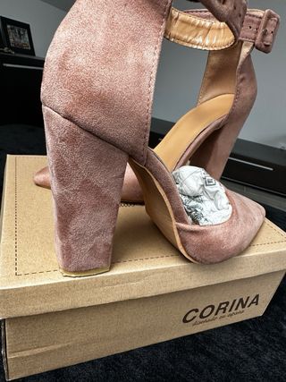 Zapatos de tacón CORINA rosa maquillaje