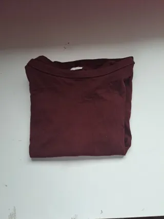 Top Zara granate cuello barco talla S