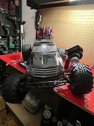Auto RC HPI Savage XL 1/8 Brushless