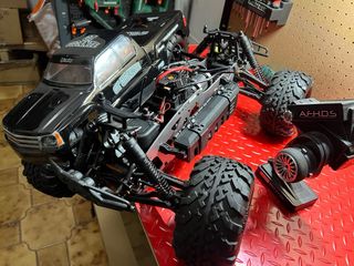 Auto RC HPI Savage XL 1/8 Brushless