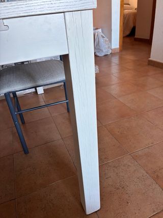 Mesa cristal y 2 sillas metal + 6 sillas con mesa