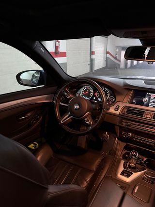 BMW Serie 5 M5 - V8 4.4 560CV