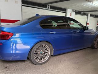 BMW Serie 5 M5 - V8 4.4 560CV