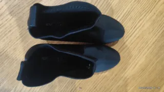 Botines calcetín tacón transparente negros