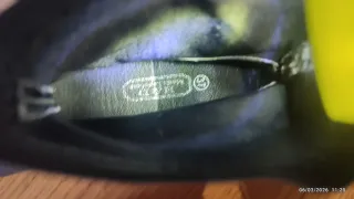 Botines calcetín tacón transparente negros