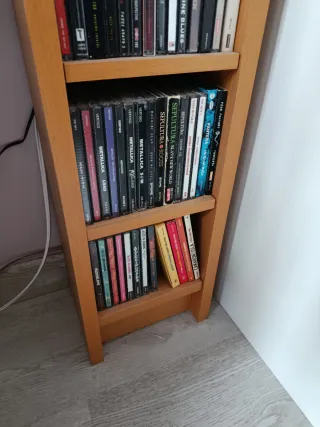 2 Estanterías CDs Madera