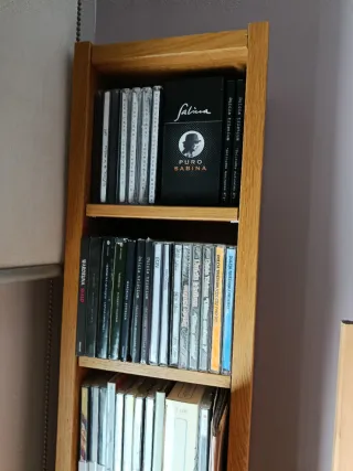 2 Estanterías CDs Madera