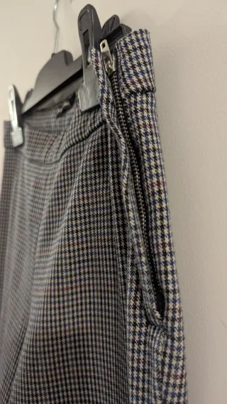 Pantalón mujer Stradivarius cuadros