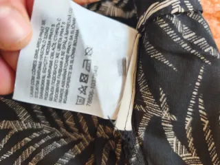 Falda C&A Estampado Hojas Negro T M