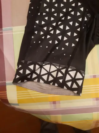 Mono Ale ciclismo negro y blanco