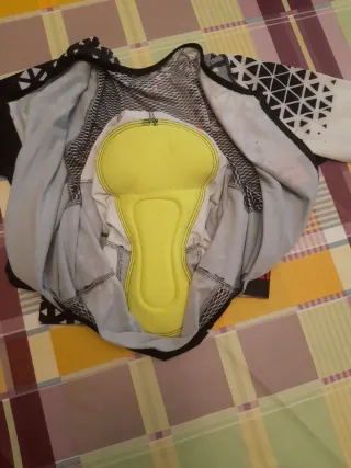 Mono Ale ciclismo negro y blanco