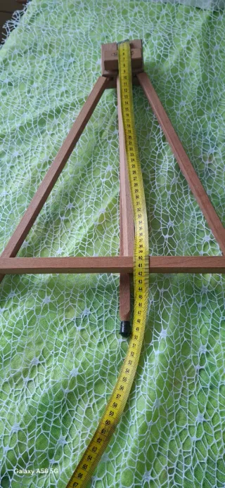 Cavalletto da pittura in legno richiudibile