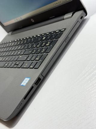 HP 250 G6 i3 / 8GB RAM / 240GB SSD