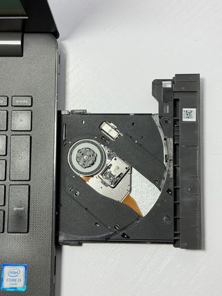 HP 250 G6 i3 / 8GB RAM / 240GB SSD