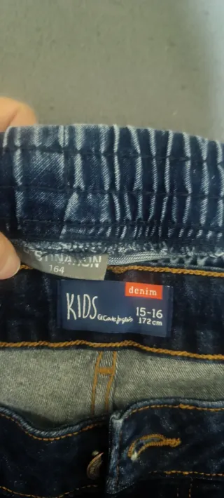 Ropa de niño (Lote)  Pantalones vaqueros y deporti