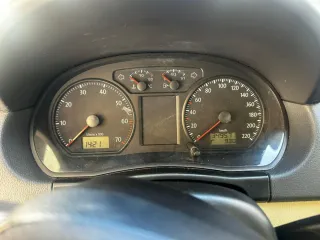 Volkswagen Polo Negro