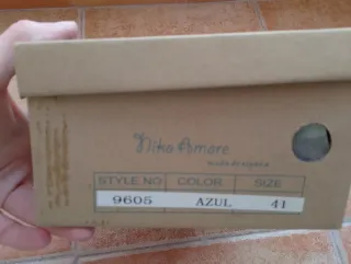 Zapatos de tacón azul terciopelo