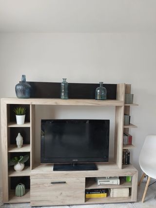 Mueble salón roble.