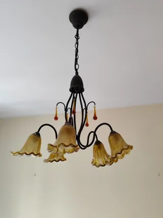 Lámpara de techo de cristal y metal