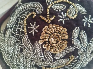 Bolso bombonera Zara terciopelo bordado a estrenar