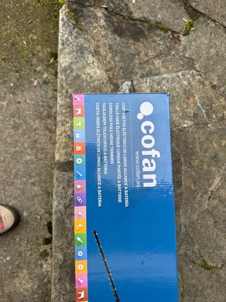 Tagliasiepi elettrico a batteria a lungo raggio