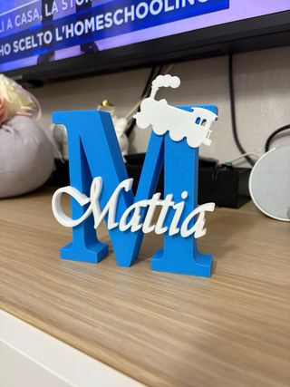 Iniziale M con nome Mattia personalizzabile
