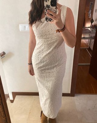 Vestido blanco bordado midi asimétrico Zara