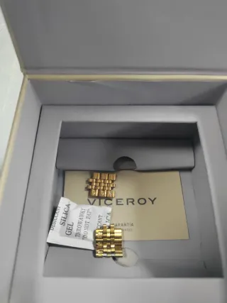 Reloj Viceroy Chic 42425 Dorado y Negro